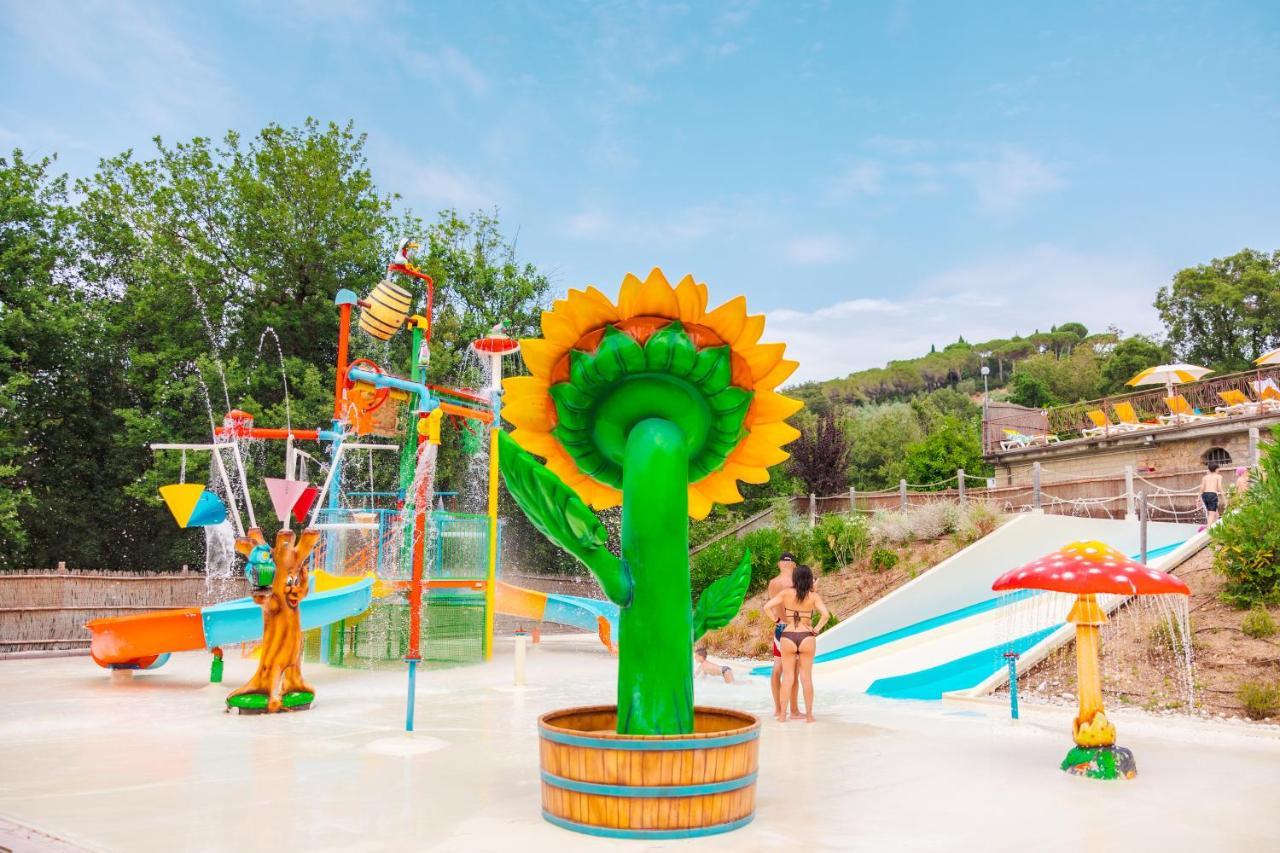 Le Pianacce Camping Village Castagneto Carducci Exteriér fotografie
