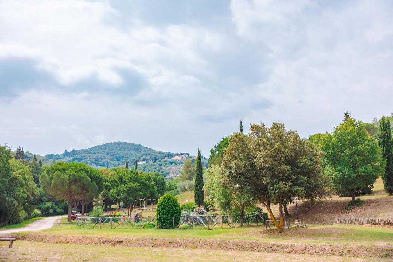 Le Pianacce Camping Village Castagneto Carducci Exteriér fotografie